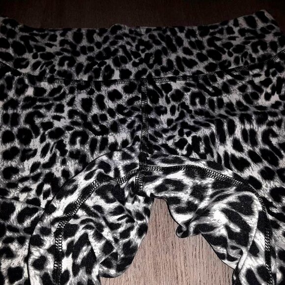 Vintage Y2k Victoria's Secret PINK Snow Leopard Leggings Yoga Pants Size XS - Picture 3 of 6